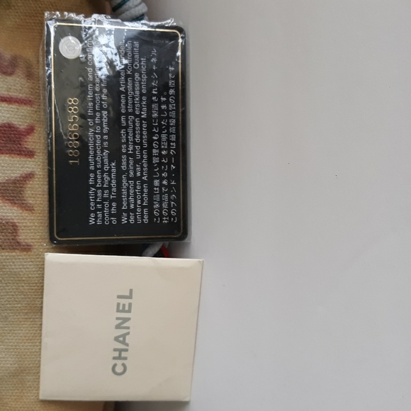 Chanel graffiti backpack bag runway 100% authentic 2014 Runway edition - Picture 13 of 14